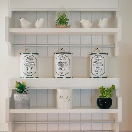 Ianthe * Adamantas (Milos)