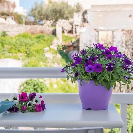 Ianthe * Adamantas (Milos)