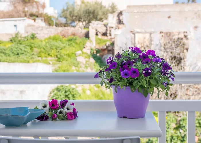 Ianthe * Adamantas (Milos)